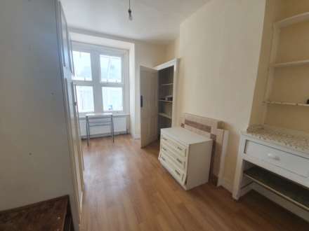 Peterborough Road, Leyton, Image 11