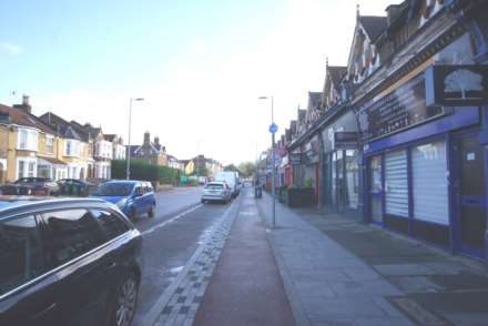 Lea bridge Road, Lea Bridge E10, Image 3