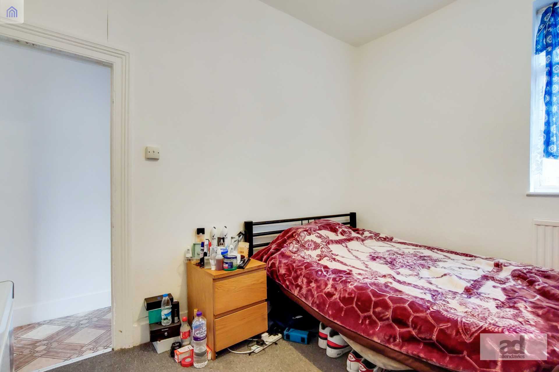 Grange Park Road, Leyton, E10 5ER, Image 7