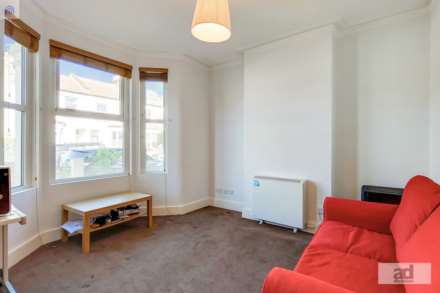 Dawlish Road, Leyton, E10 6QD, Image 4