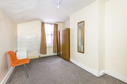 Dawlish Road, Leyton E10 6QW, Image 15