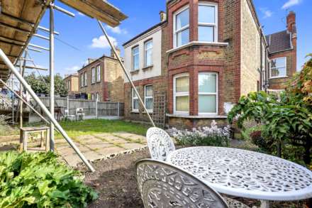 Clementina Road, Leyton, E10, Image 18