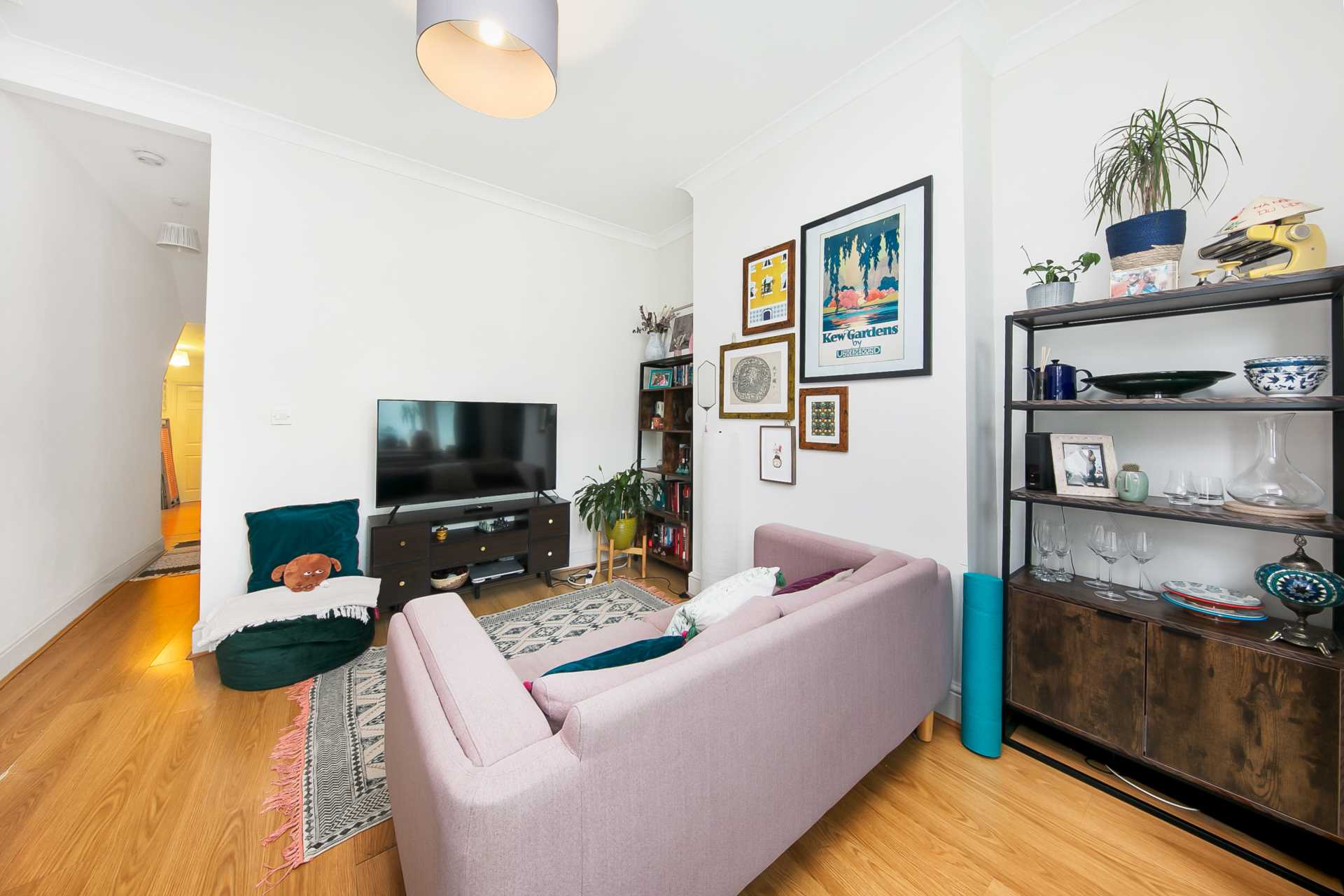 Buckland Road, Leyton, E10, Image 3