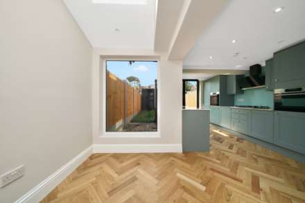 5 Bedroom House, Mansfield Road, Walthamstow, E17