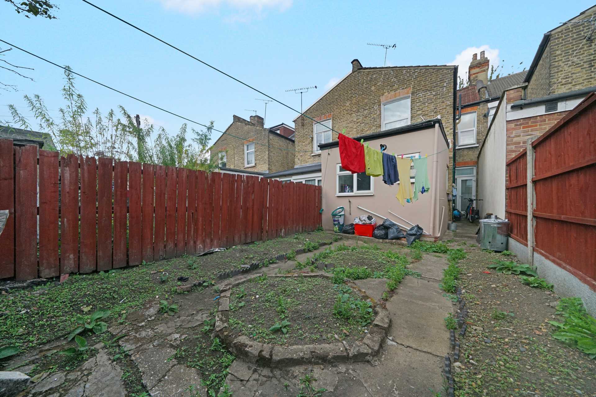 Hainault Road, Leytonstone, E11, Image 16