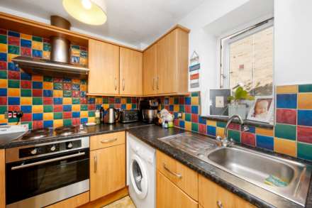 Thornhill Road, Leyton E10 5LZ, Image 7