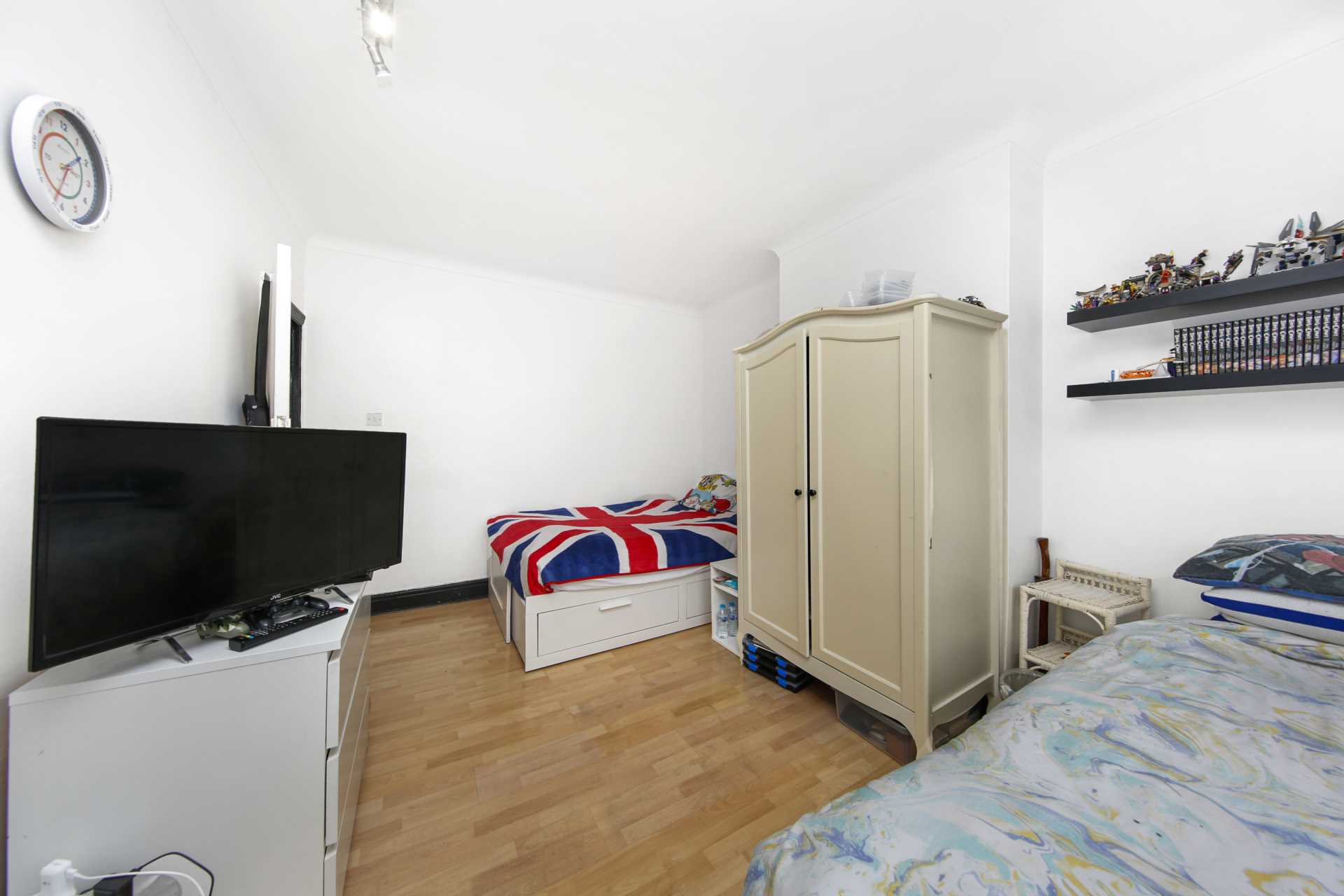 Church Road, Leyton, E10 7JQ, Image 15