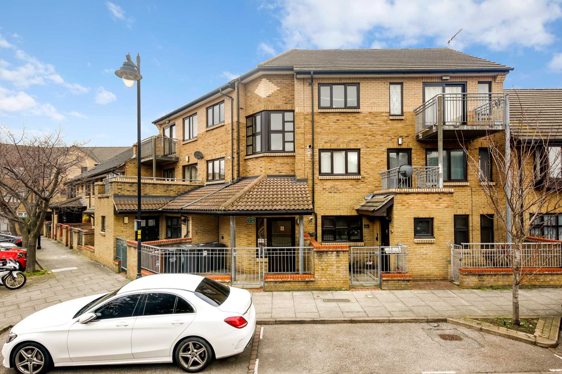 Walnut Road, Leyton, E10, Image 1