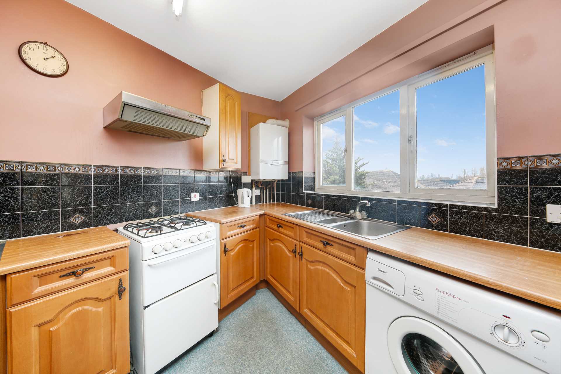 Walnut Road, Leyton, E10, Image 8