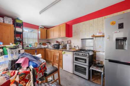 Vicarage Road, Leyton, E10, Image 10