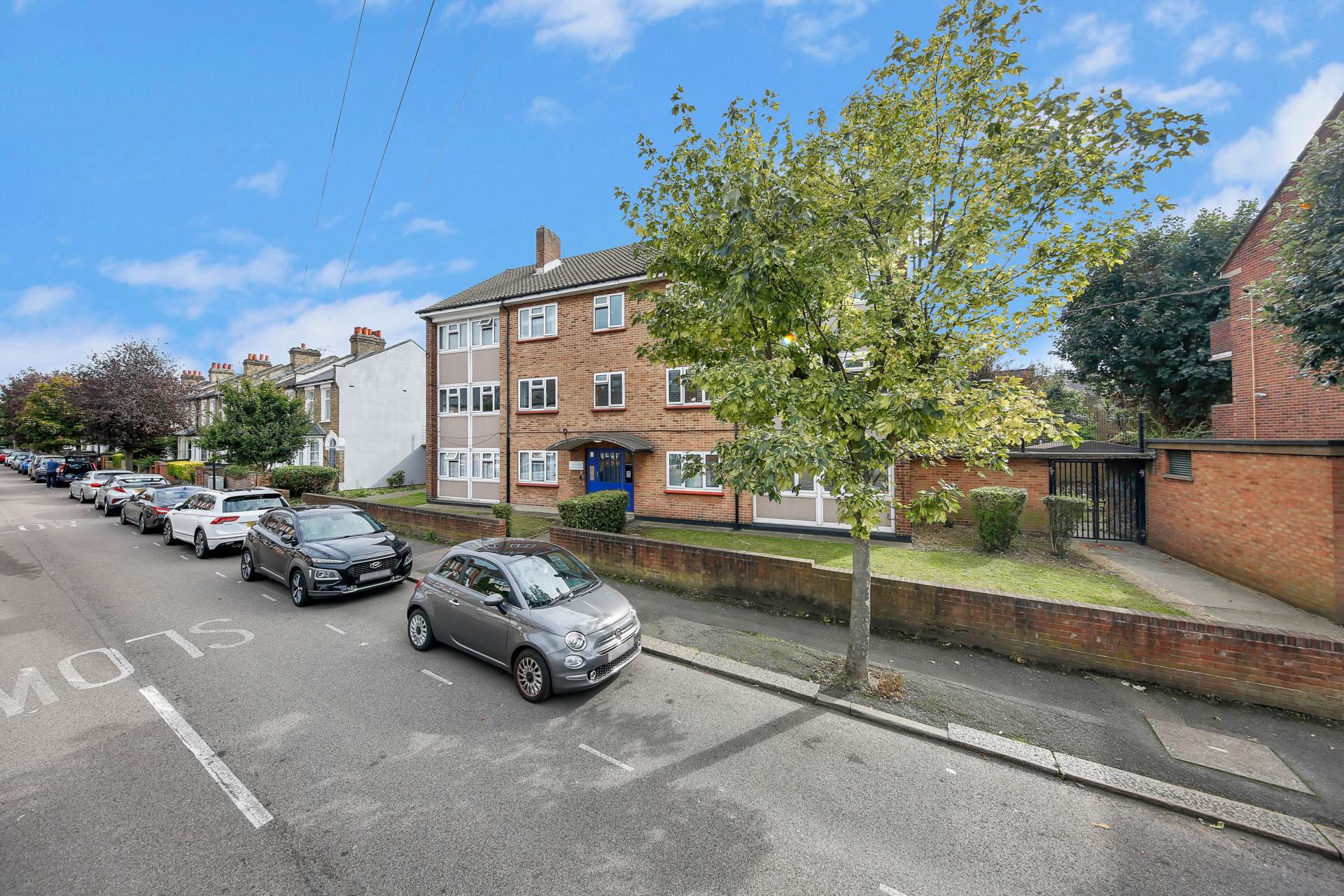 Grosvenor Road, Leyton, E10, Image 19