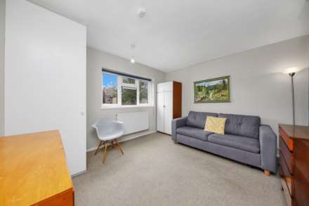 Grosvenor Road, Leyton, E10, Image 13