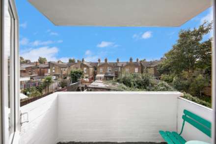 Grosvenor Road, Leyton, E10, Image 16
