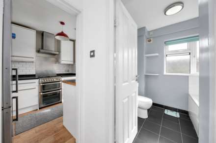 Grosvenor Road, Leyton, E10, Image 8