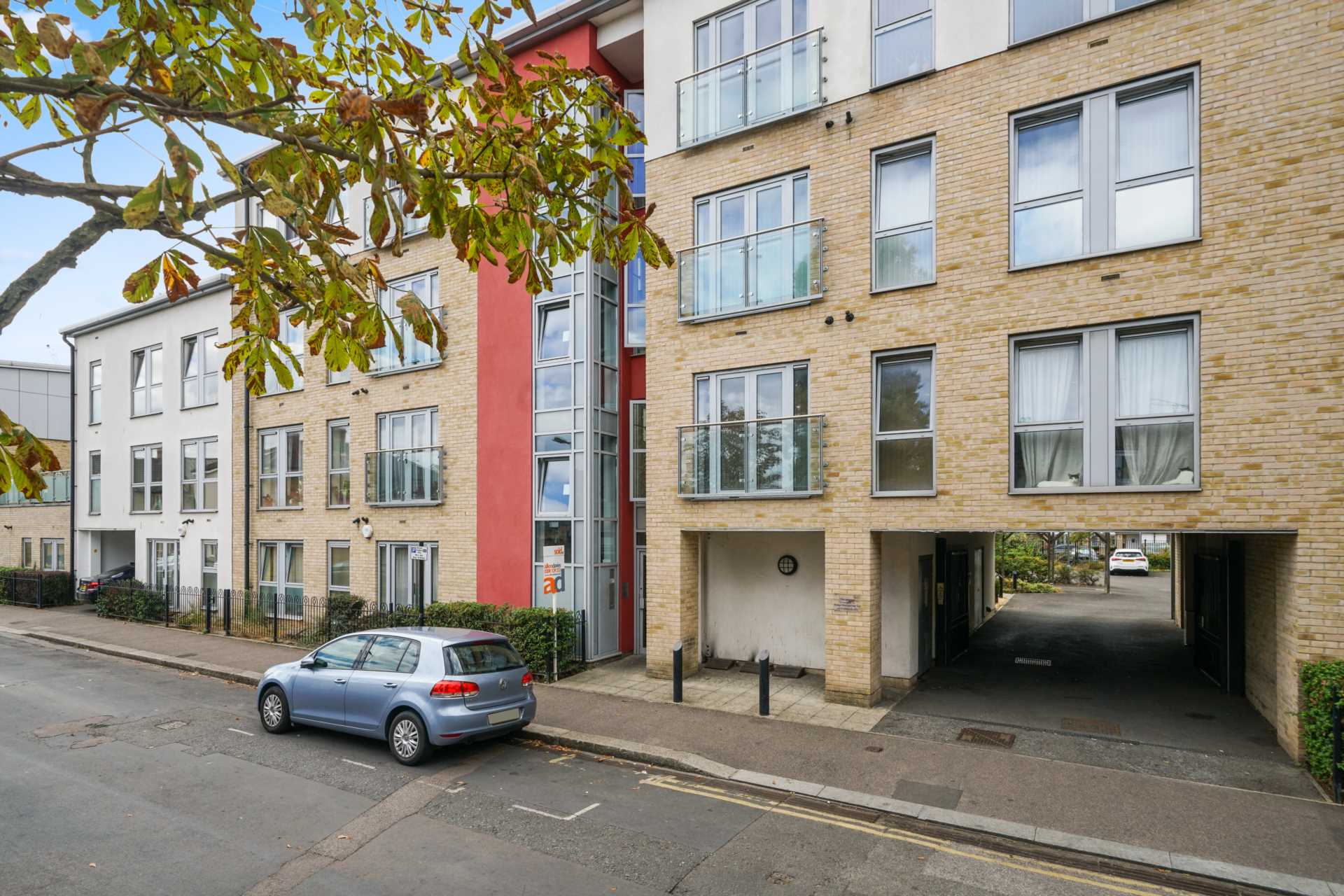 Chapel Court, Leyton, E10, Image 17