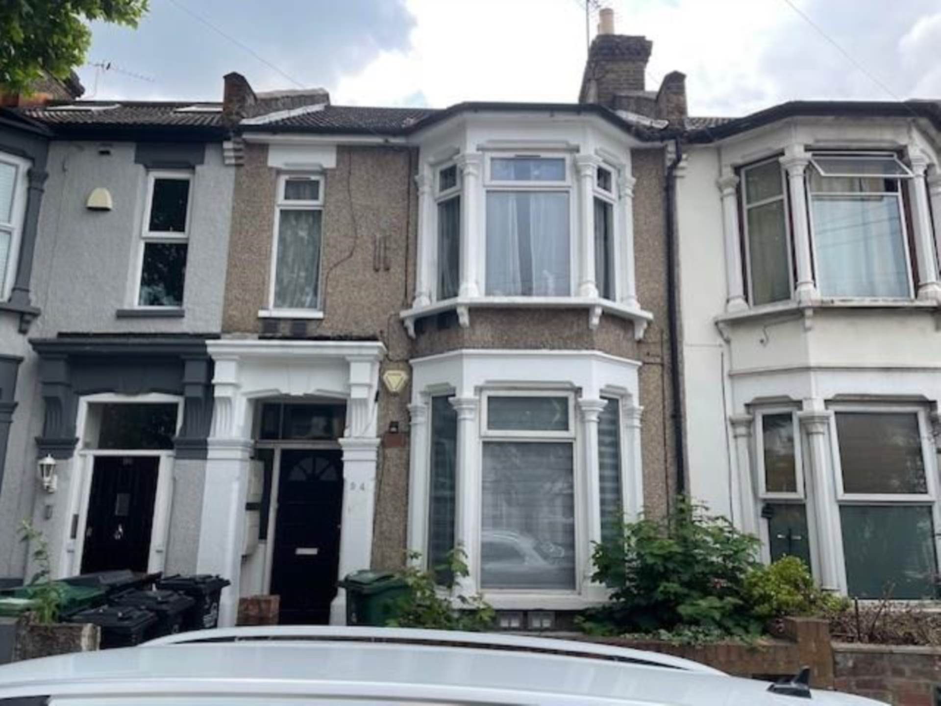 Warren Road, Leyton, E10, Image 1