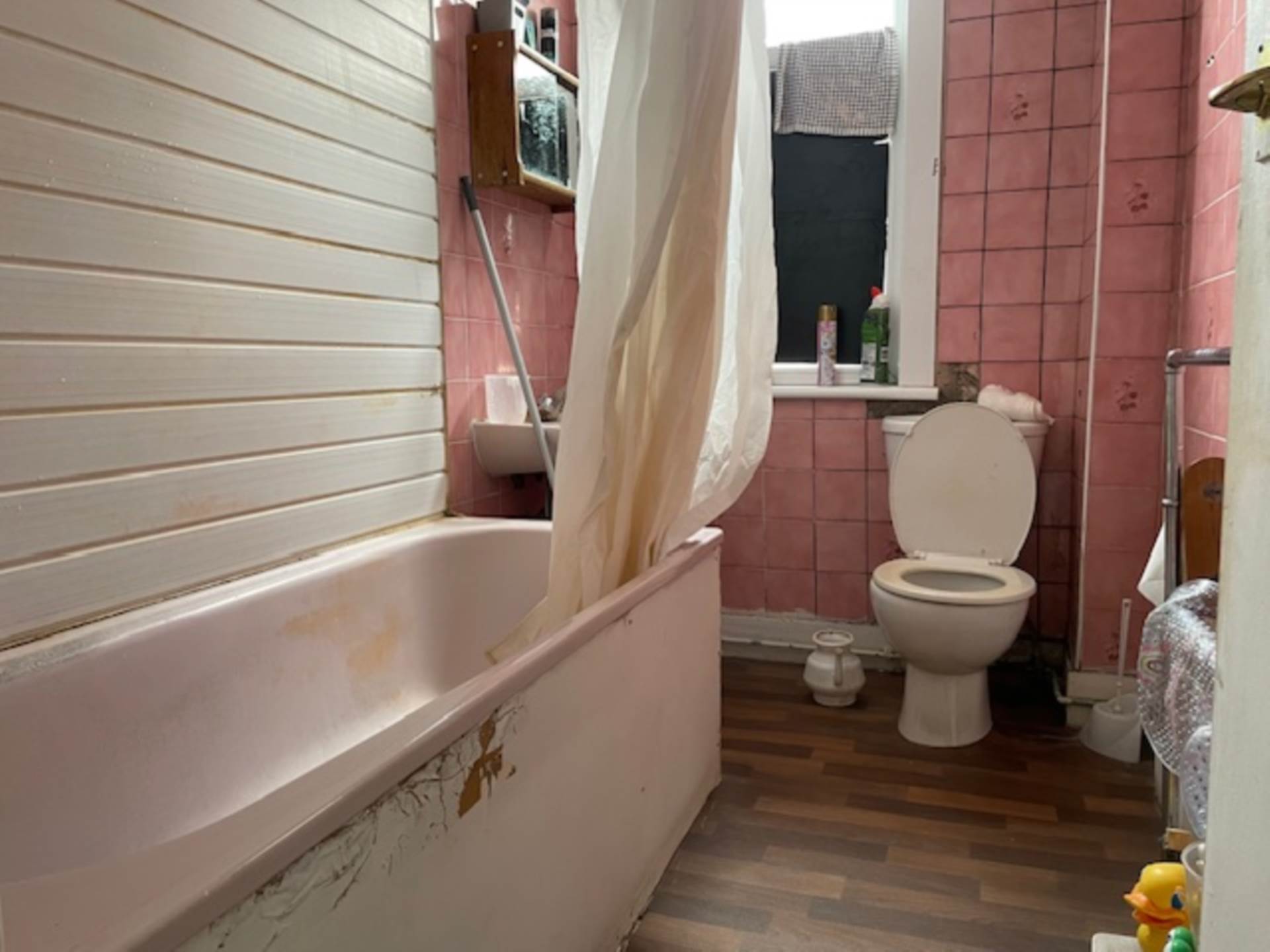 Warren Road, Leyton, E10, Image 5