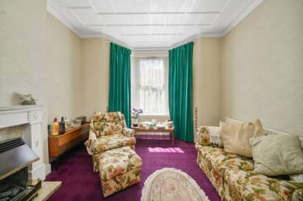 Jersey Road, Leytonstone, E11, Image 2