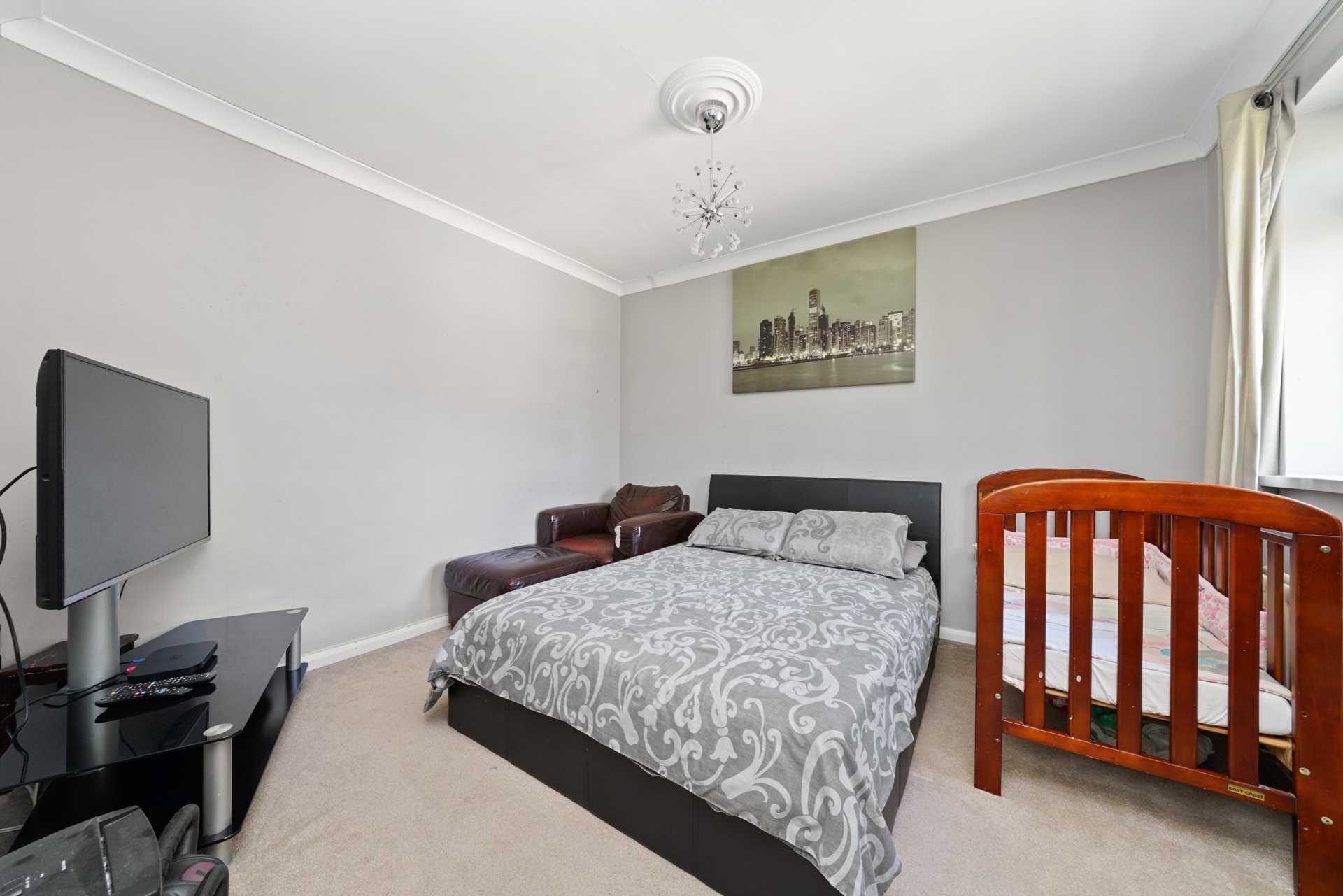 Livingstone Court, Leyton, E10, Image 10