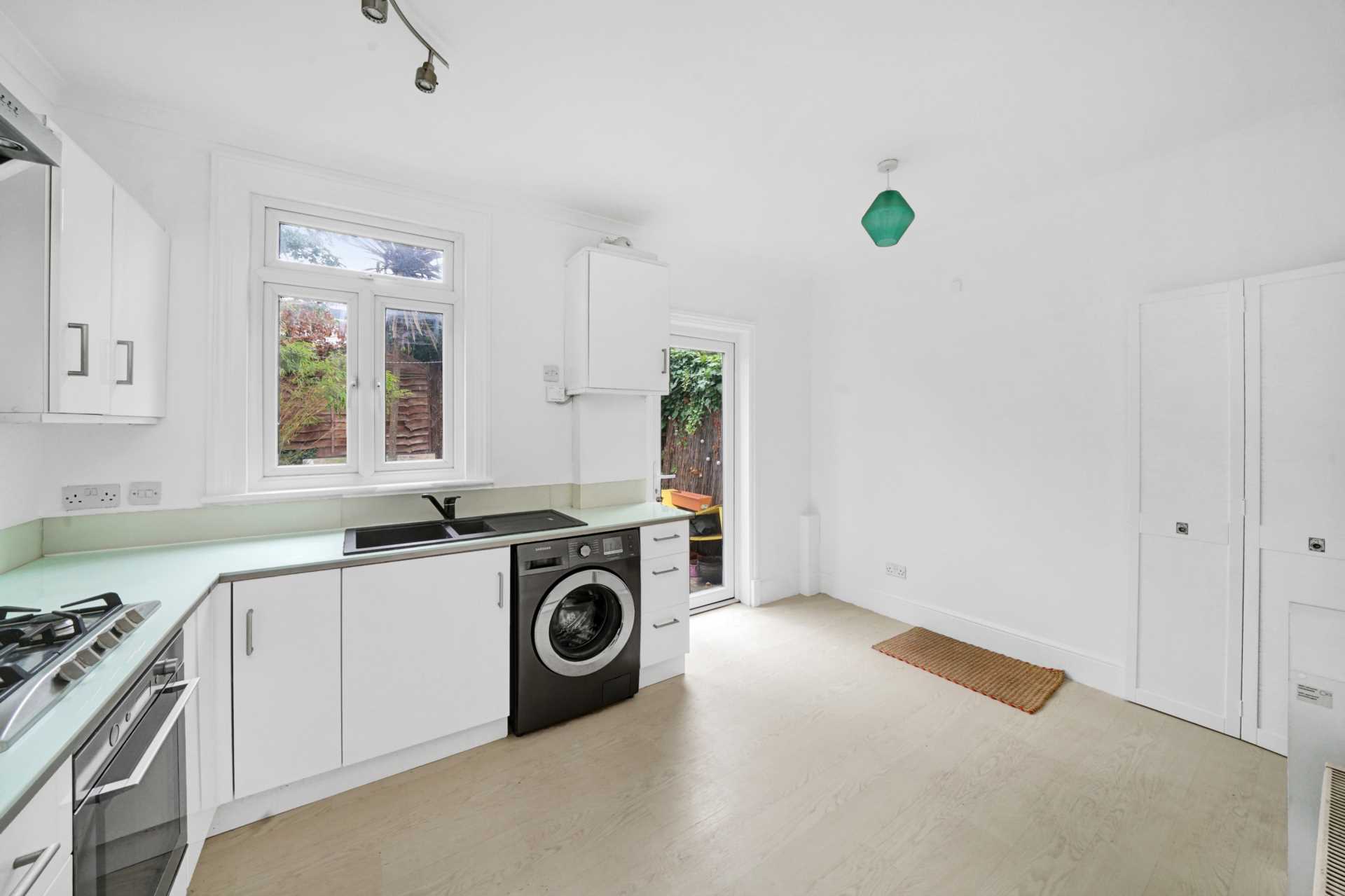 Byron Road, Leyton, E10, Image 3