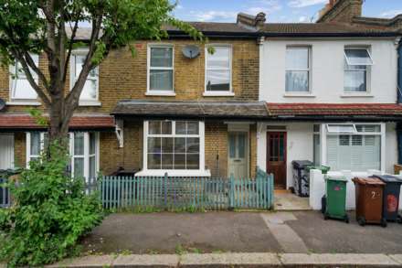 Byron Road, Leyton, E10, Image 1