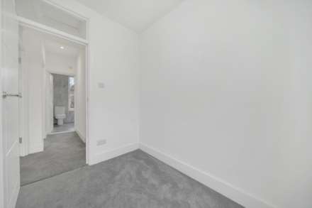 Dagenham Road, Leyton,E10, Image 14