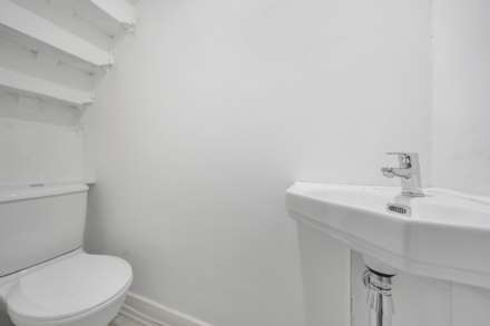 Dagenham Road, Leyton,E10, Image 4