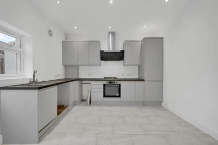 Dagenham Road, Leyton,E10, Image 7