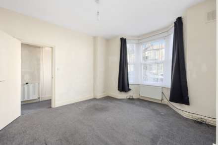 Huxley Road, Leyton, E10, Image 3