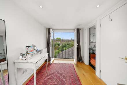 Newport Road, Leyton, E10, Image 16