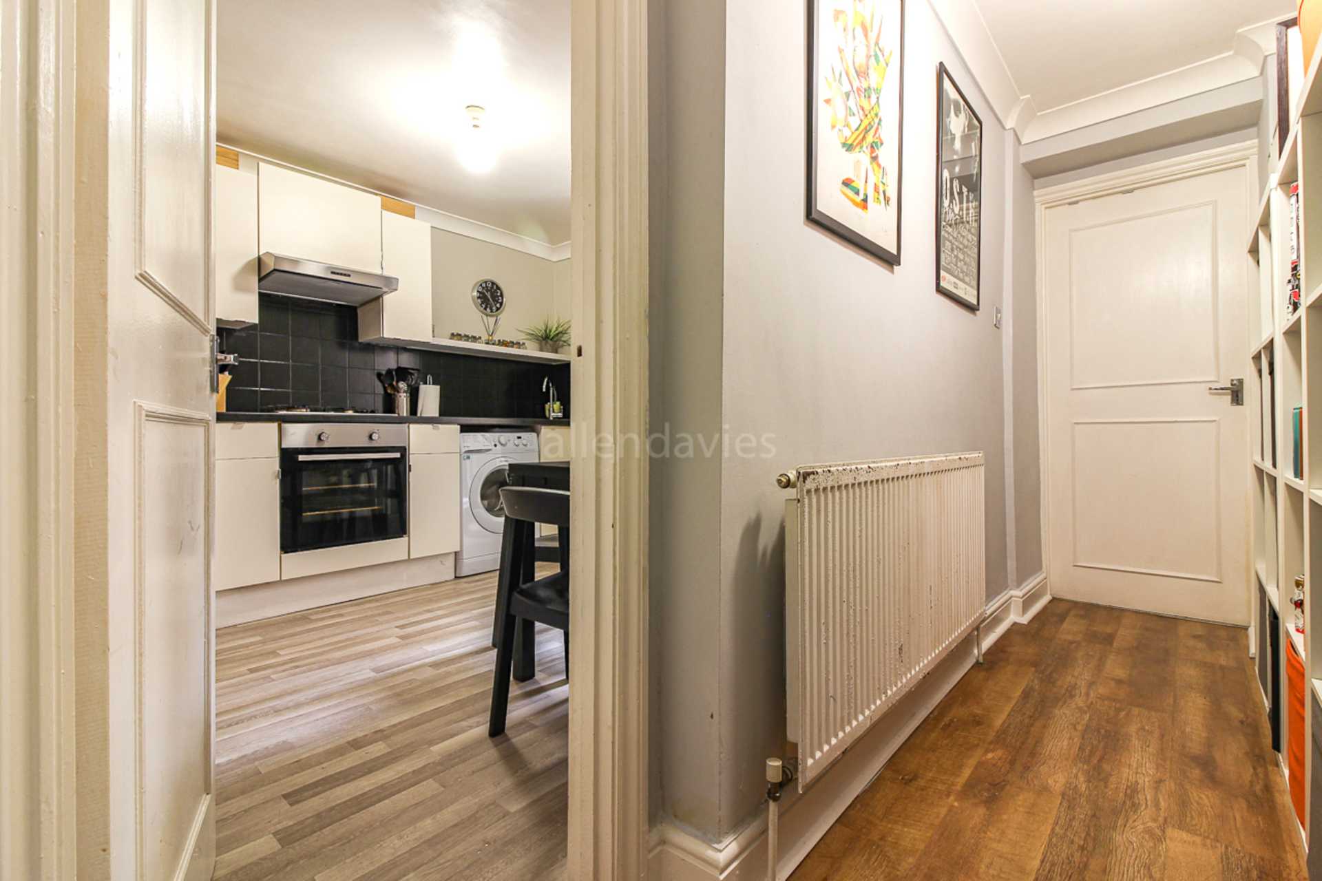 Oliver Road, Leyton, E10, Image 32