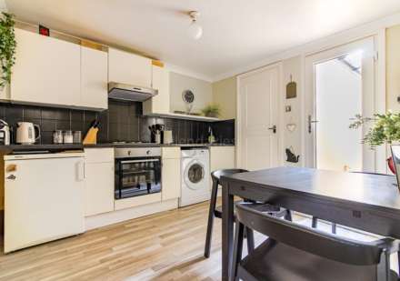 Oliver Road, Leyton, E10, Image 17