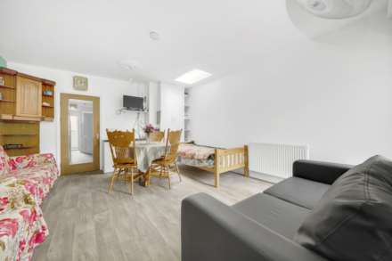 Church Road, Leyton, E10, Image 3