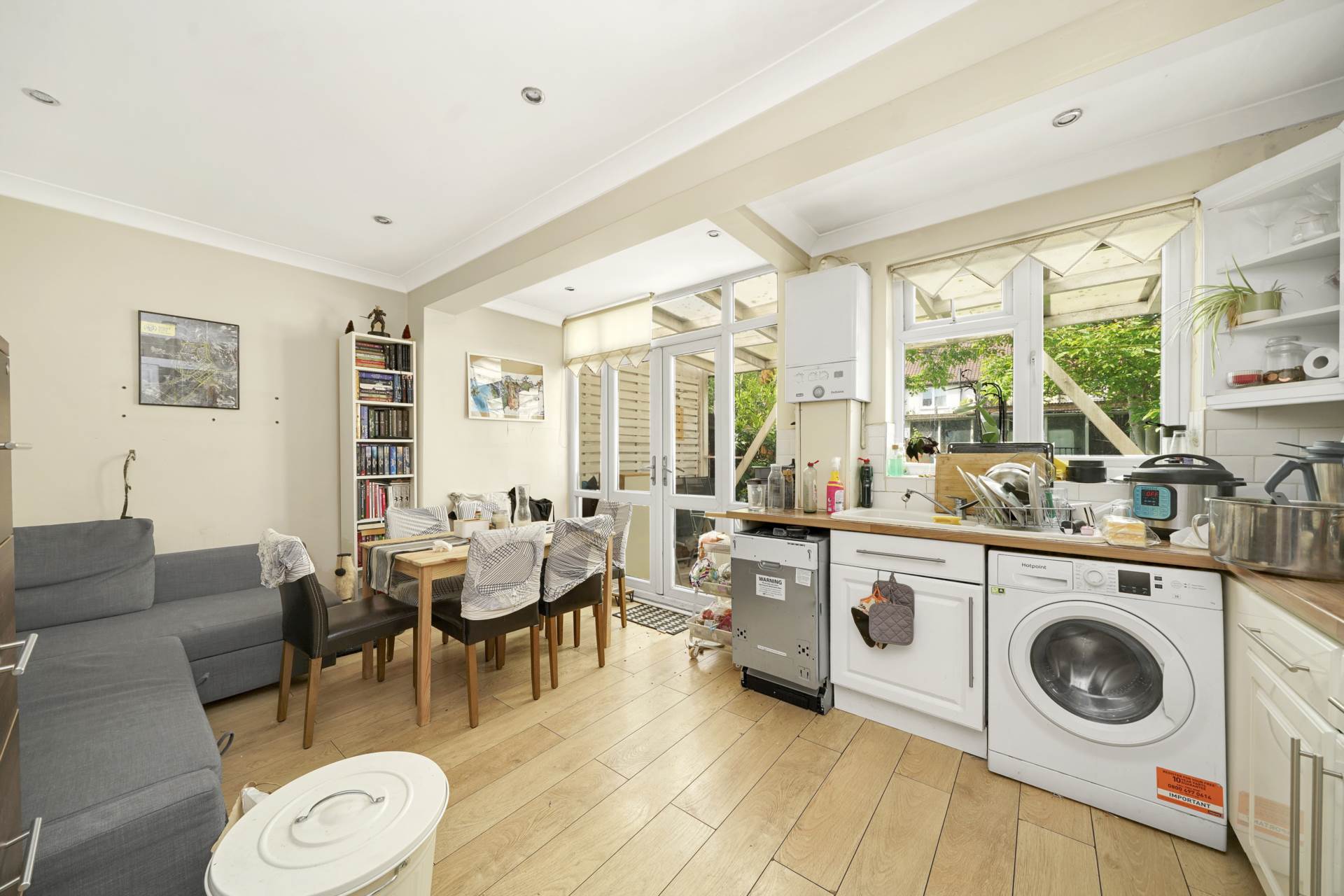 Sanderstead Road, Leyton, E10, Image 4