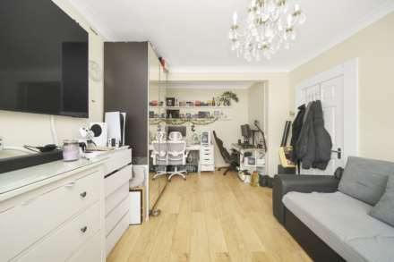 Sanderstead Road, Leyton, E10, Image 3