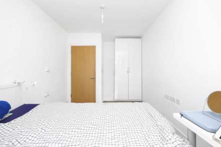 4 Royal House, Church Road, Leyton, E10, Image 11