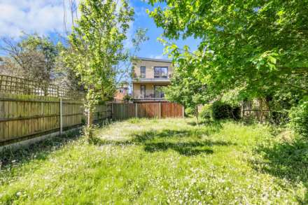4 Royal House, Church Road, Leyton, E10, Image 16