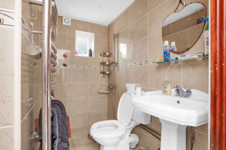 Canterbury Road, Leyton, E10, Image 10