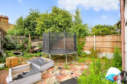 Canterbury Road, Leyton, E10, Image 17