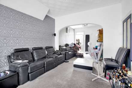 Canterbury Road, Leyton, E10, Image 4