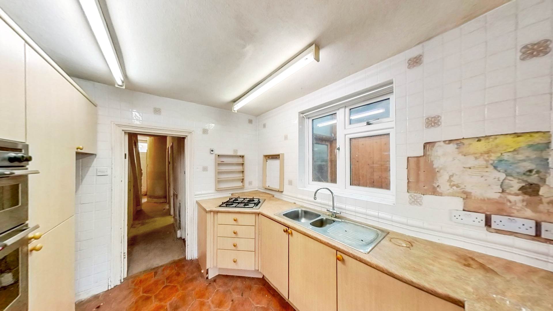 Pearcroft Road, London, E11, Image 10