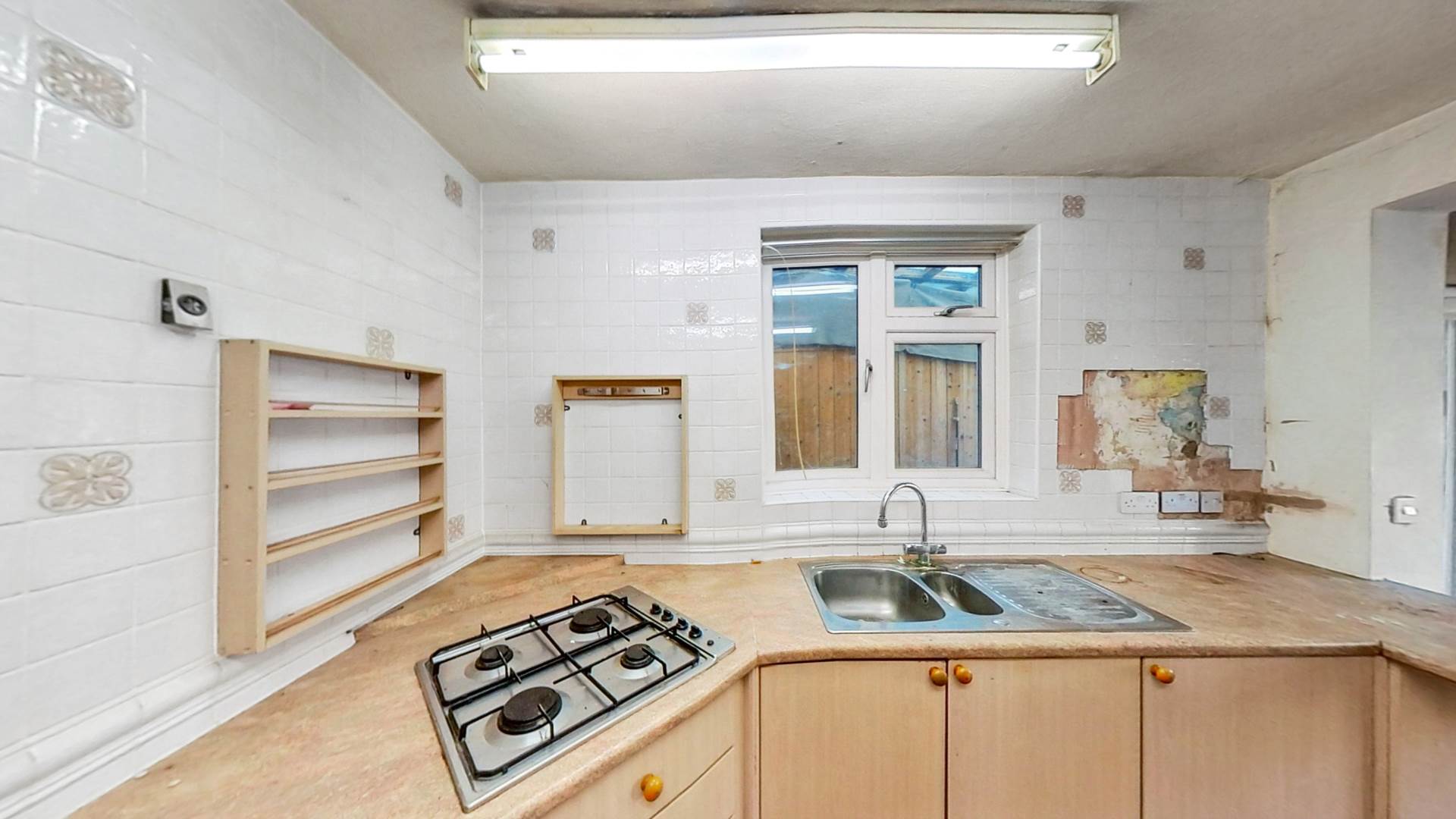 Pearcroft Road, London, E11, Image 6