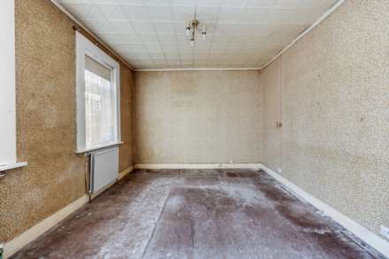 Pearcroft Road, London, E11, Image 16