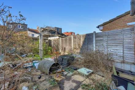 Pearcroft Road, London, E11, Image 24