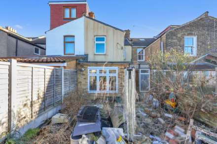 Pearcroft Road, London, E11, Image 25