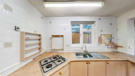 Pearcroft Road, London, E11, Image 6