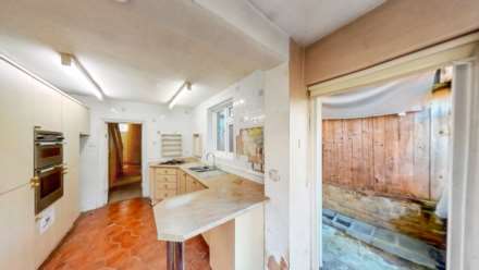 Pearcroft Road, London, E11, Image 7