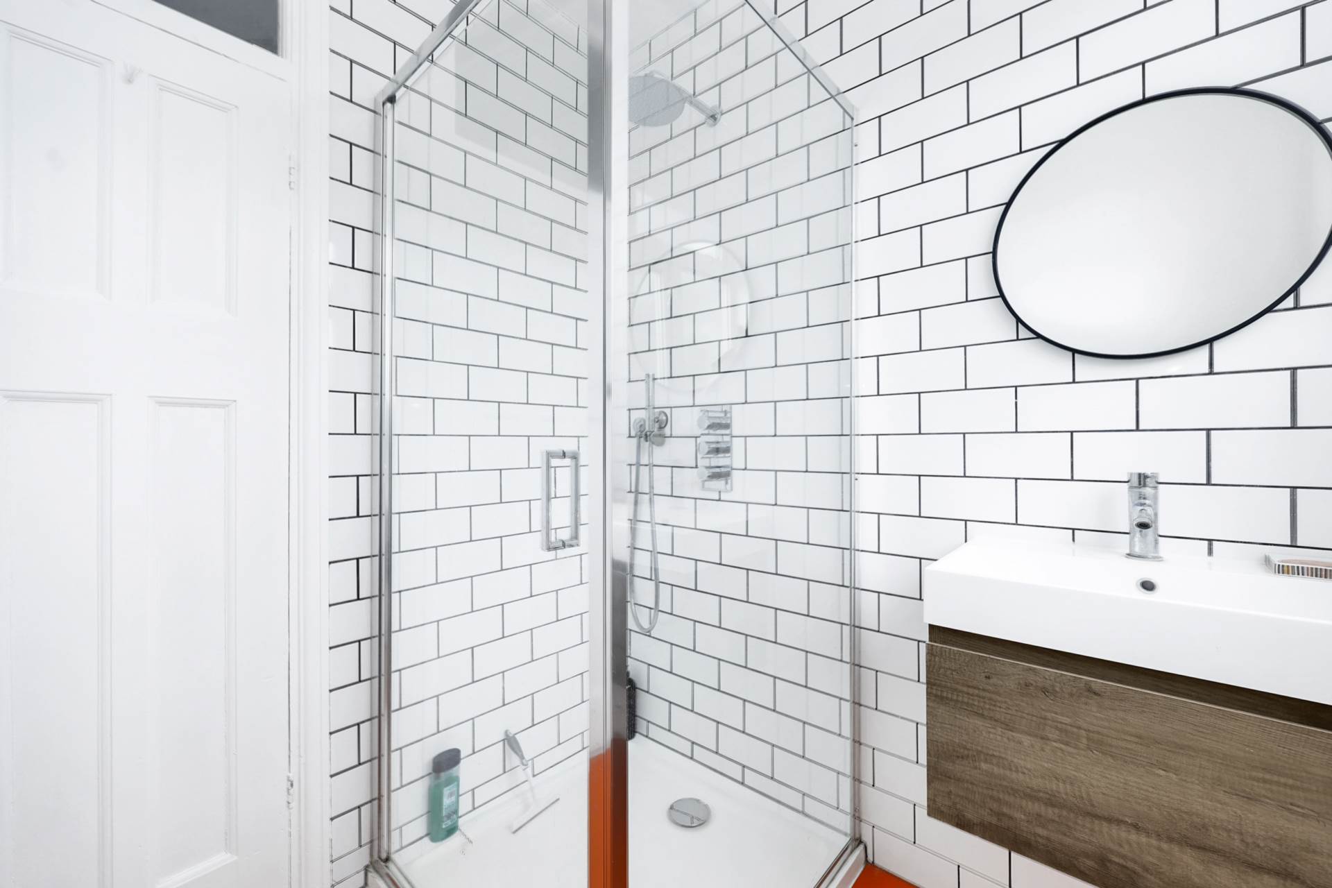 Overton Road, Leyton, E10, Image 20