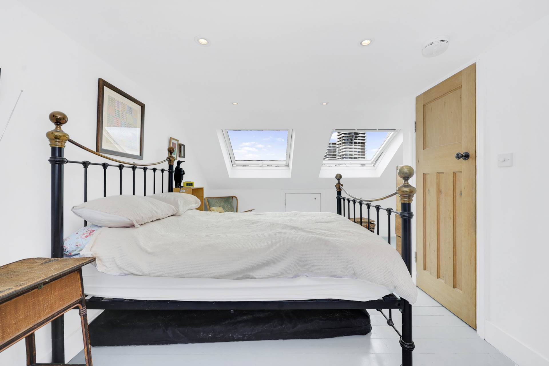Overton Road, Leyton, E10, Image 40