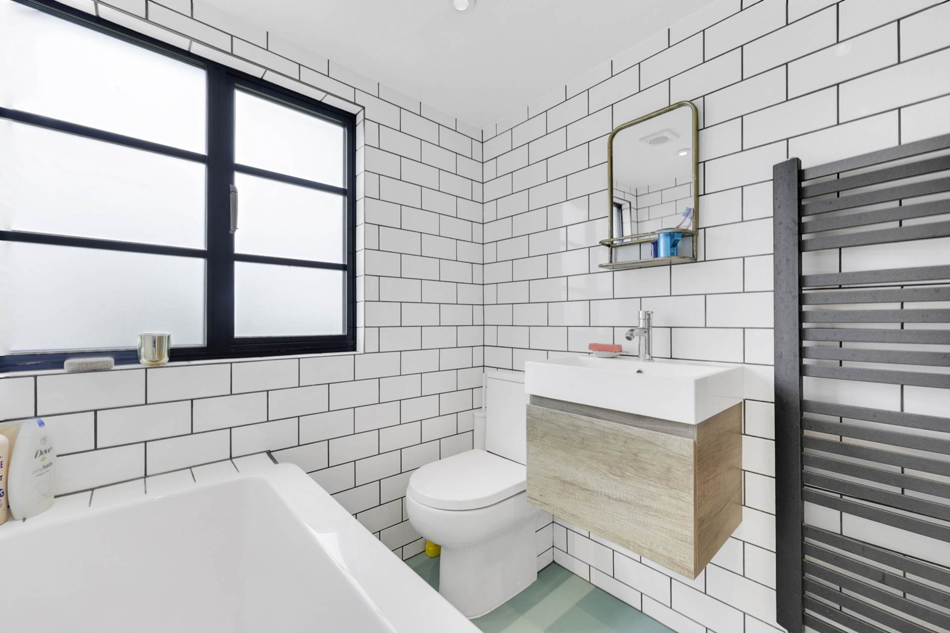 Overton Road, Leyton, E10, Image 43